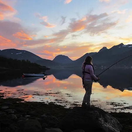 Camp Fjordbotn Campeggio *